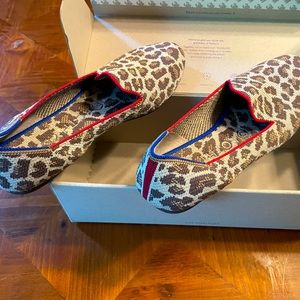 Rothy’s Loafer style - Mocha Spot, size 7.5